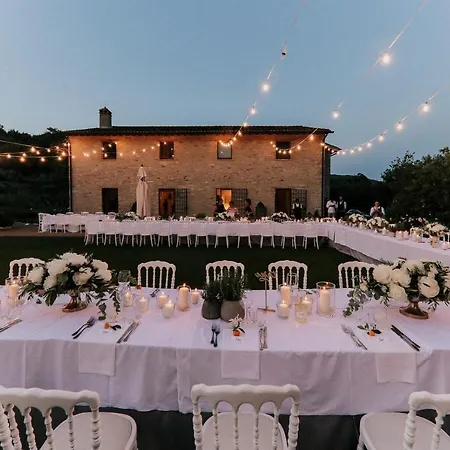 Sleeps 12 Pool Wifi * San Giovanni del Pantano